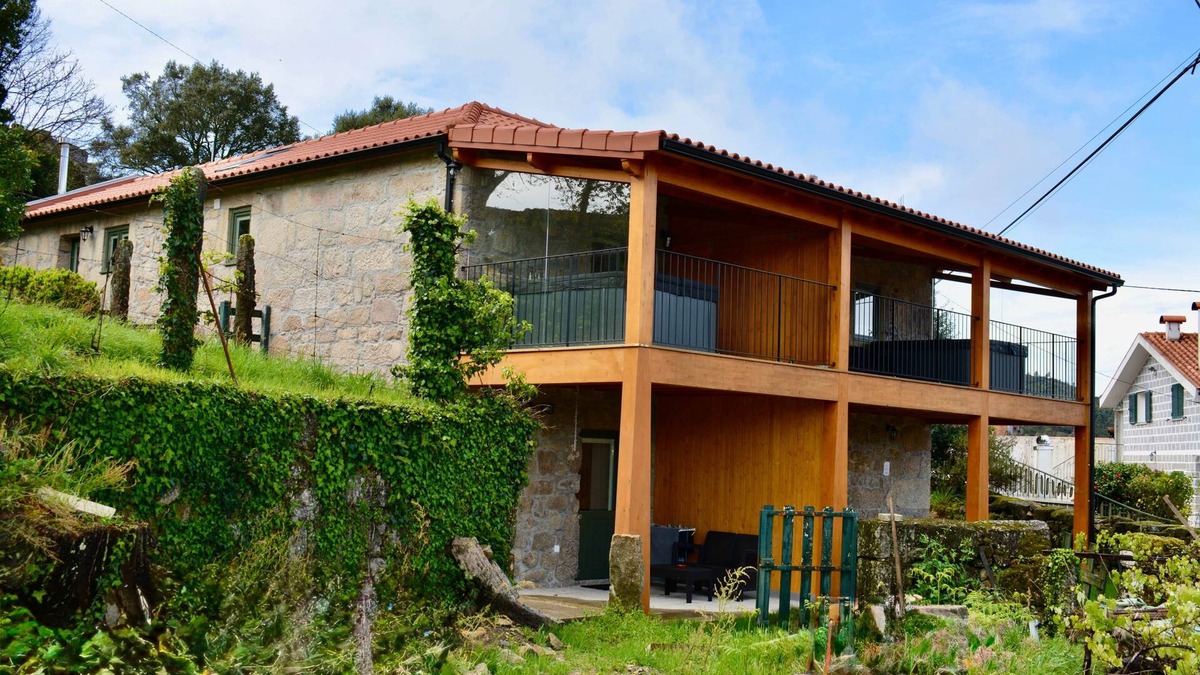 Lindoso House | Assento Gerês | Grand Eco-Retreat - jacuzzi views