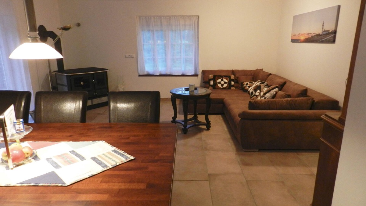 Friedeburg Apartment | Assisihof - Apartment zur Linde