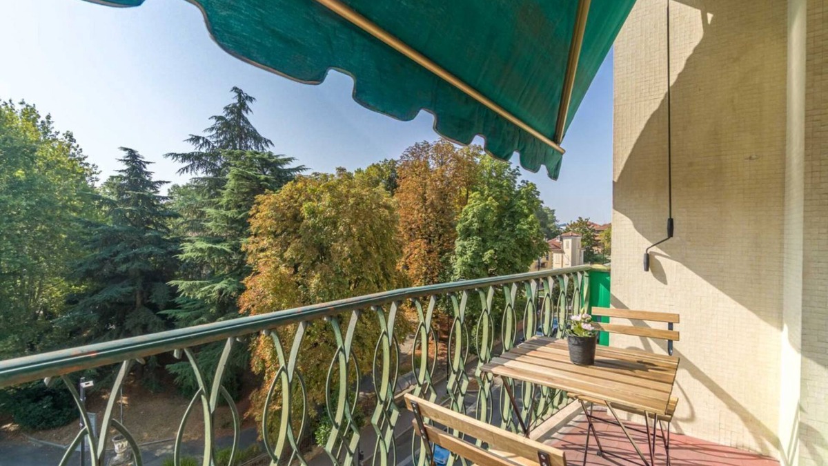 Asti Apartment | Asti Comfy Apartment - Private Parking!