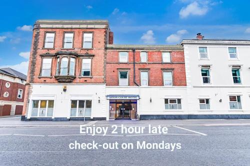 Derby Hotel | Aston Court Derby City Centre by Belvilla
