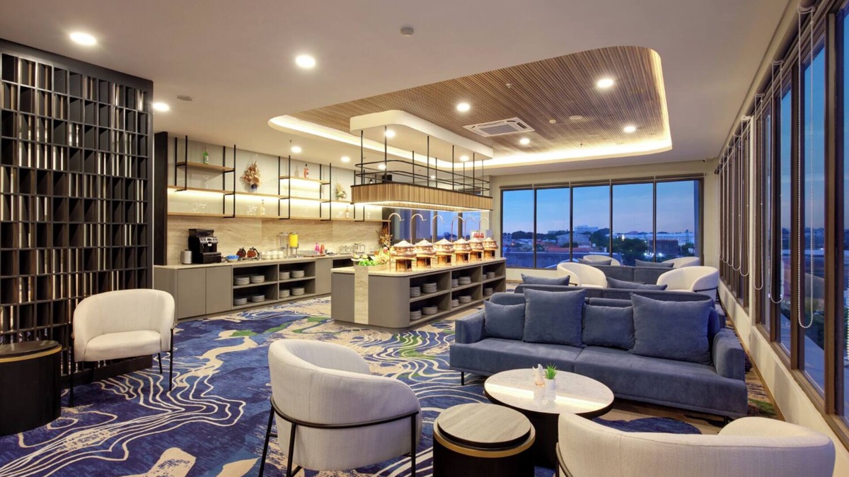 Palu Hotel | Aston Palu Hotel & Conference Center