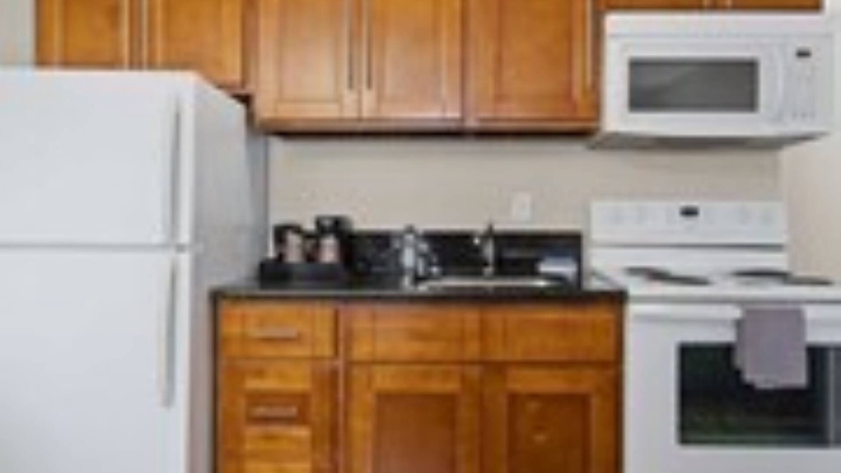 Astoria Hotel | Astoria Rivershore Motel