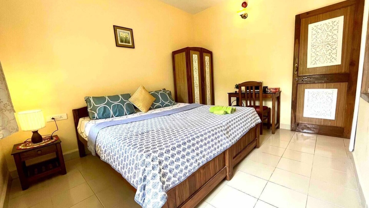 Candolim Apartment | Astral – 2BHK/Pool/WFH/WiFi