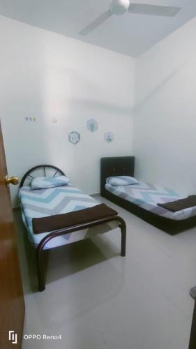 Bukit Gambir House | Asyraf Homestay Bukit Gambir Johor Islam Only