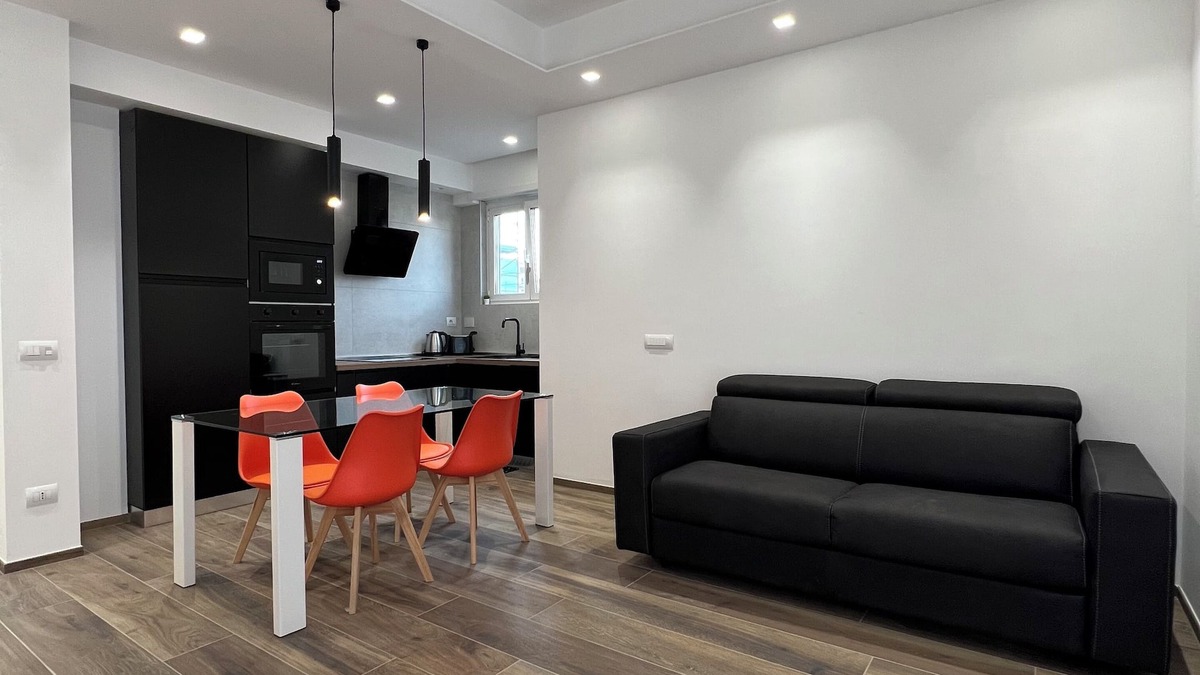 Quartiere XXXIV Lido di Ostia Levante Apartment | At 85, Lido di Ostia, Rome