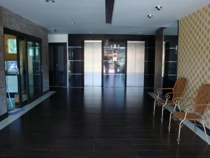 Lak Hok Apartment | At home place