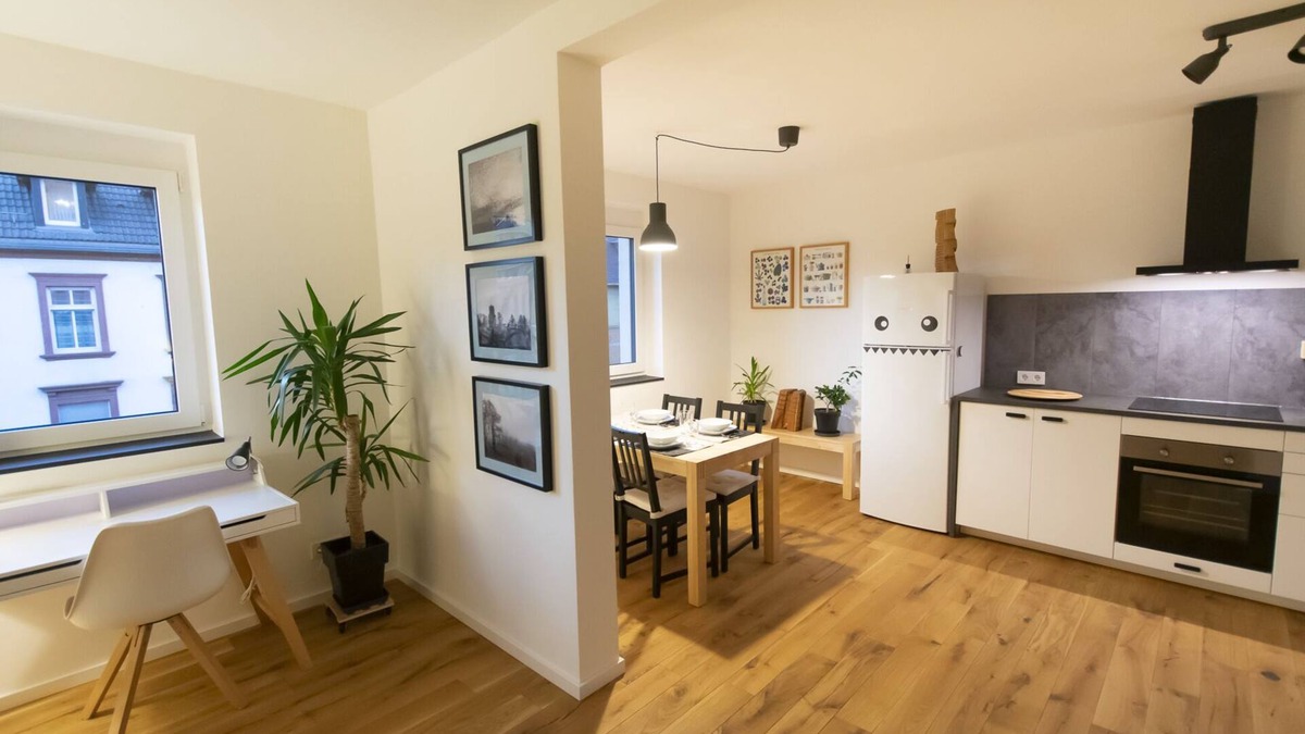 Durlach Apartment | *At home with a view of the Turmberg*