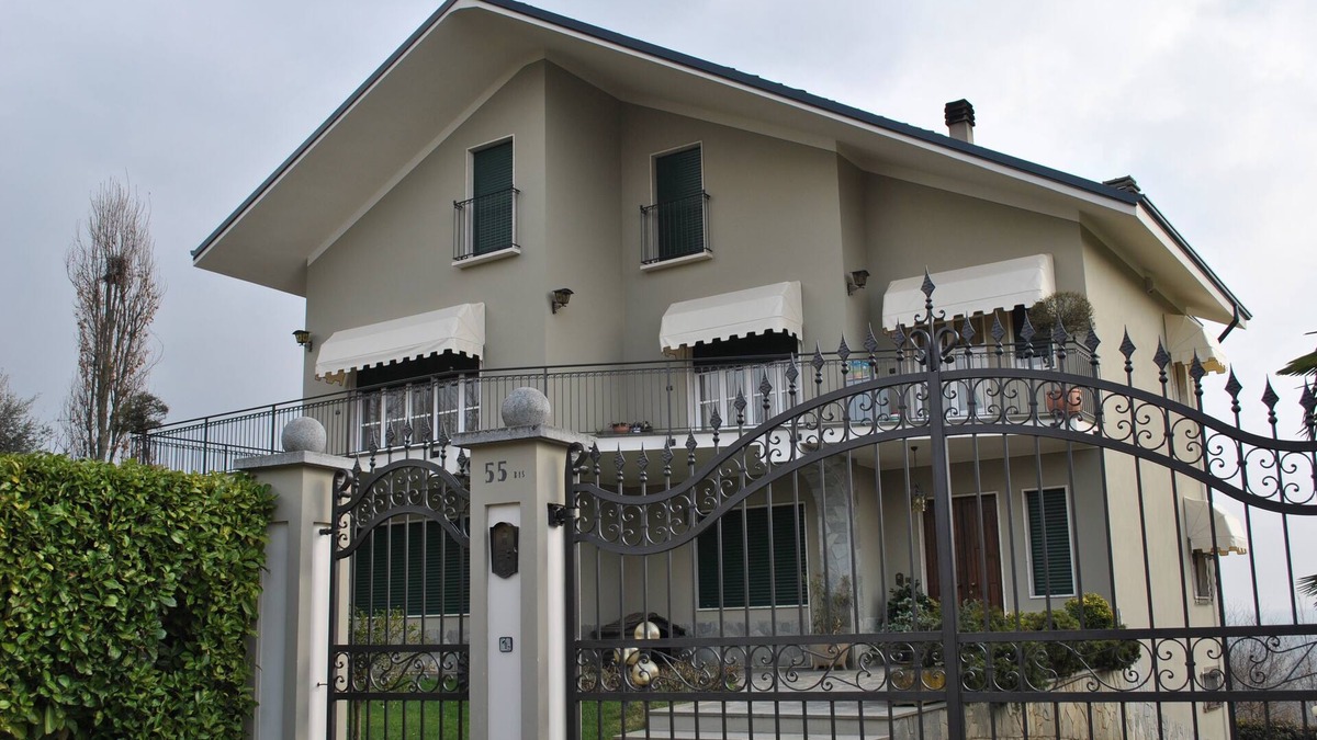 Monteu Roero House | At Nonna Ina's house.