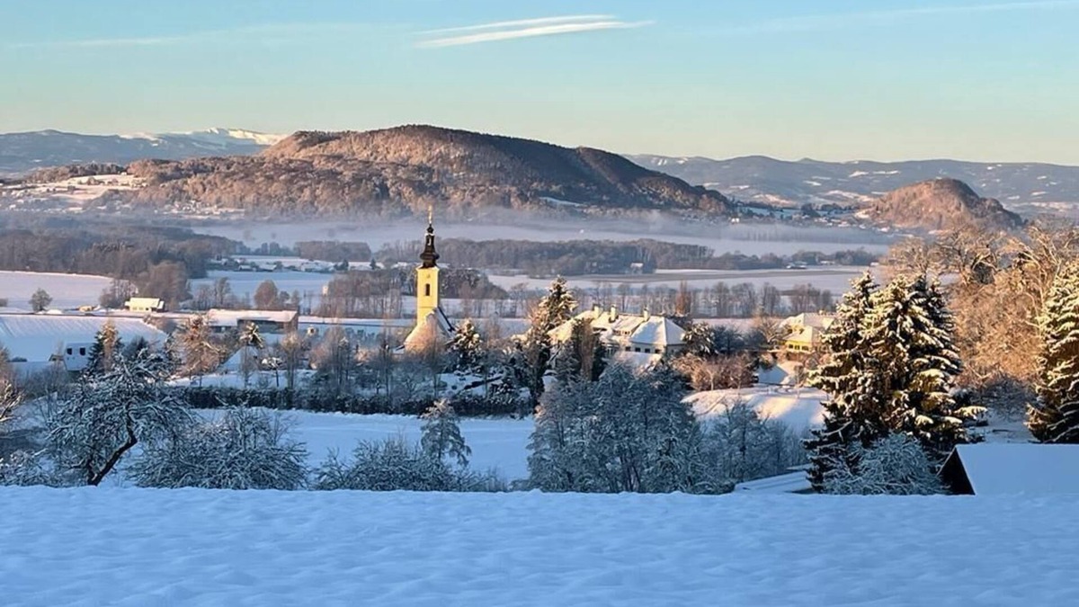 Sankt Georgen an der Stiefing Apartment | Beautiful loft in a former monastery in southern Styria