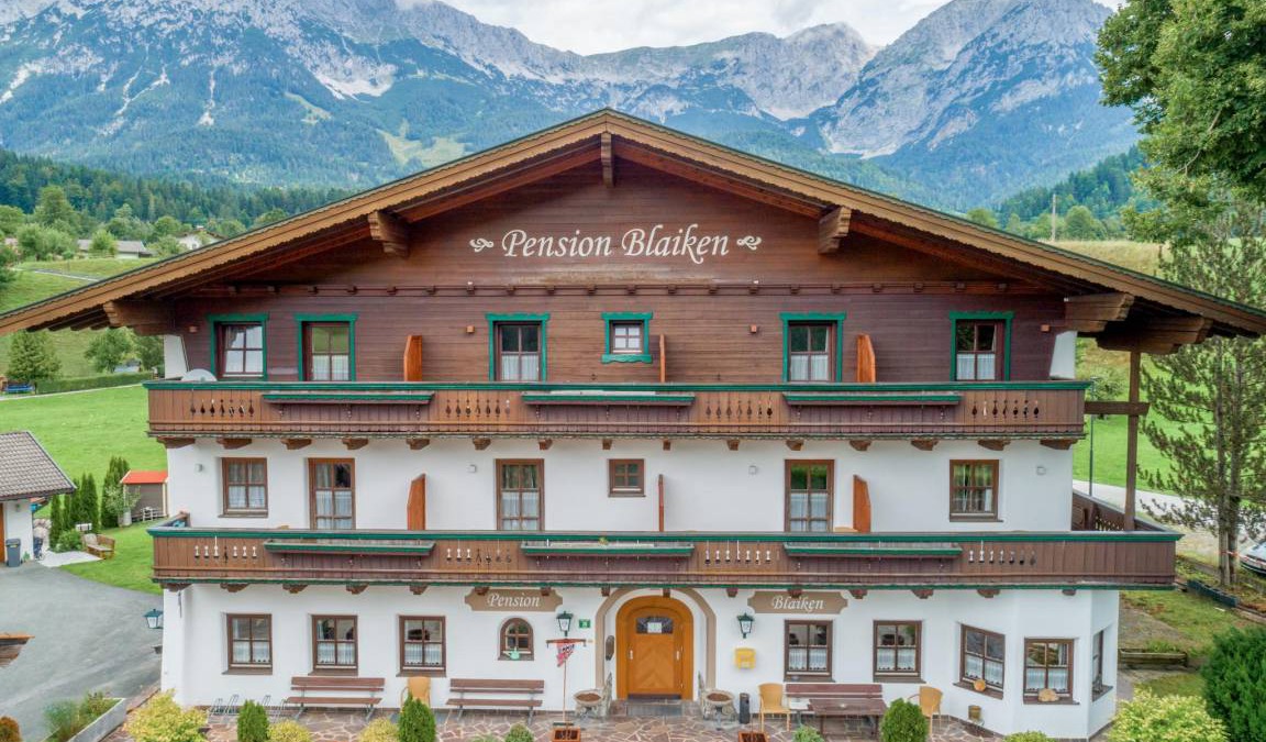 Scheffau am Wilden Kaiser House | 600 m² House ∙ 16 bedrooms ∙ 32 guests