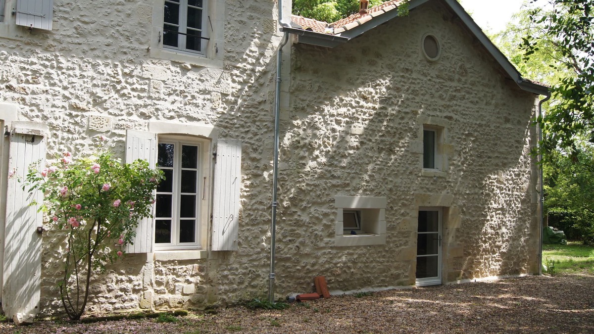 Saint Nazaire sur Charente House | At the "Gite de la Gloriette" in the Charente Estuary