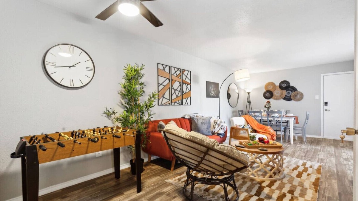 Central Arlington Apartment | AT&T is Literally Steps Away! JoyFull & Comfy 2BD!