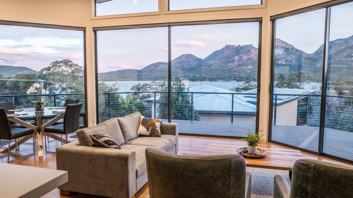 Coles Bay House | At the Bay