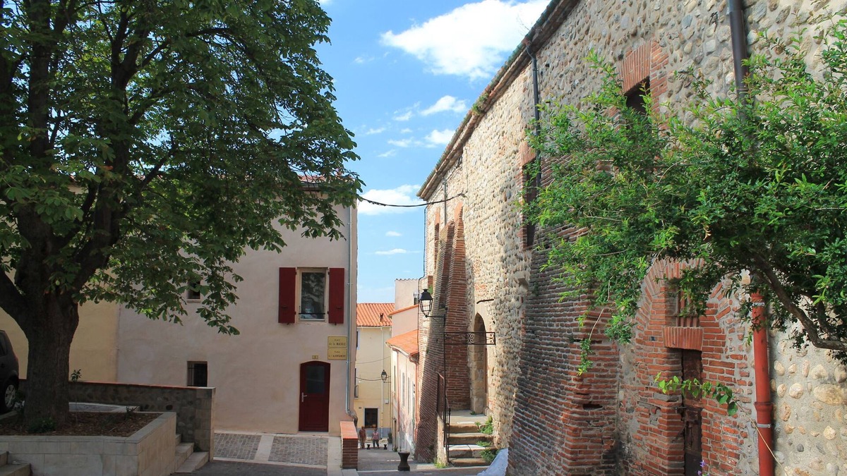 Elne House | At the foot of the cathedral, renovated village house just for you 2