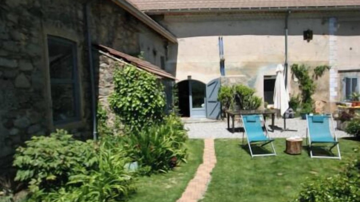 Saint-Eusebe-en-Champsaur Apartment | At the foot of the Parc des Écrins