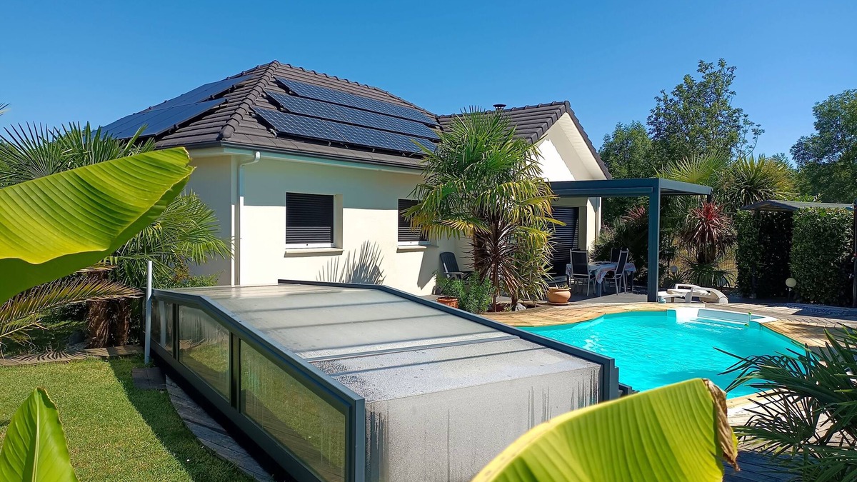 Narcastet House | At the foot of the Pyrenees between Pau and Lourdes, along the Le Gave river, a c
