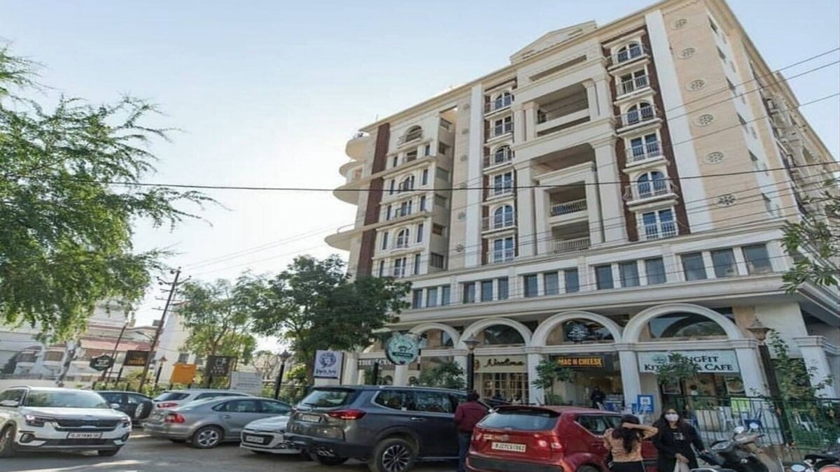 Udaipur District Apartment | At the heart of the city