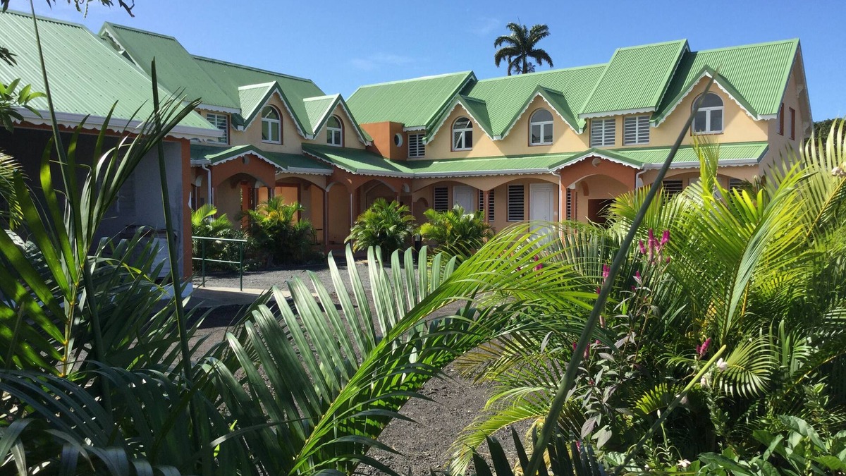 Port-Louis Apartment | At the little cabanon in Port Louis