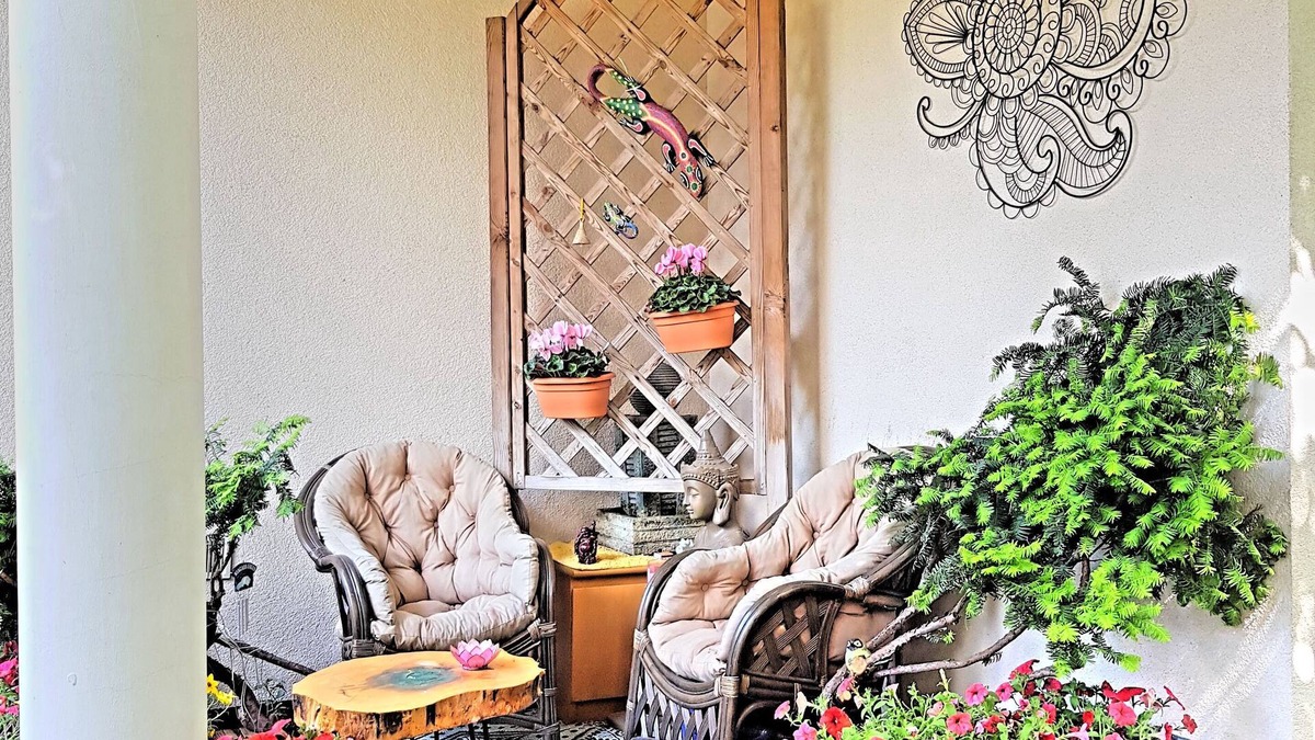 Lomianki Apartment | At the Warsaw Suburb .