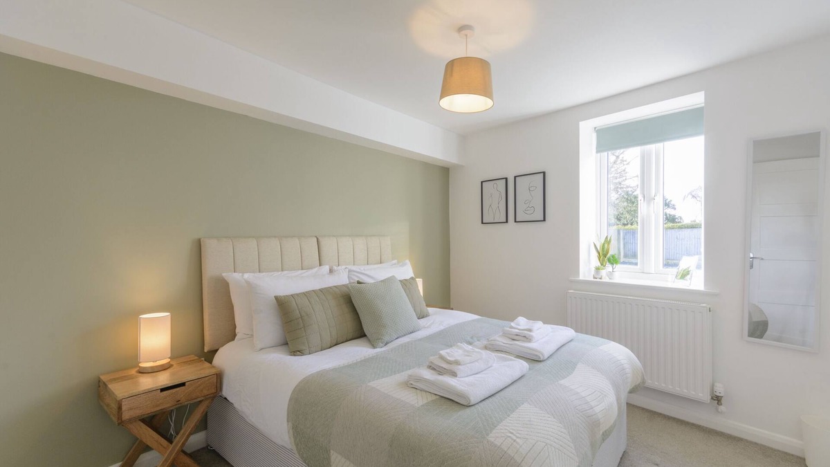Wellington Apartment | Atcham - Luxury Two Bedroom Two Bathroom Apartment