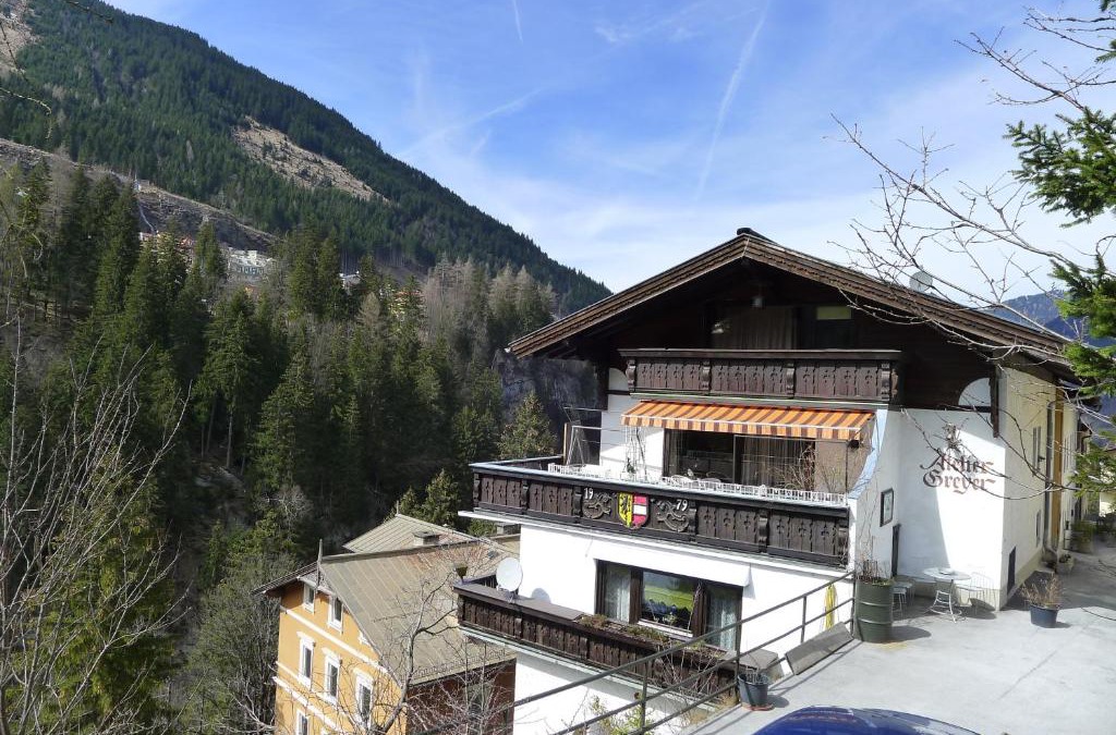 Bad Gastein Apartment | Atelier Greyer