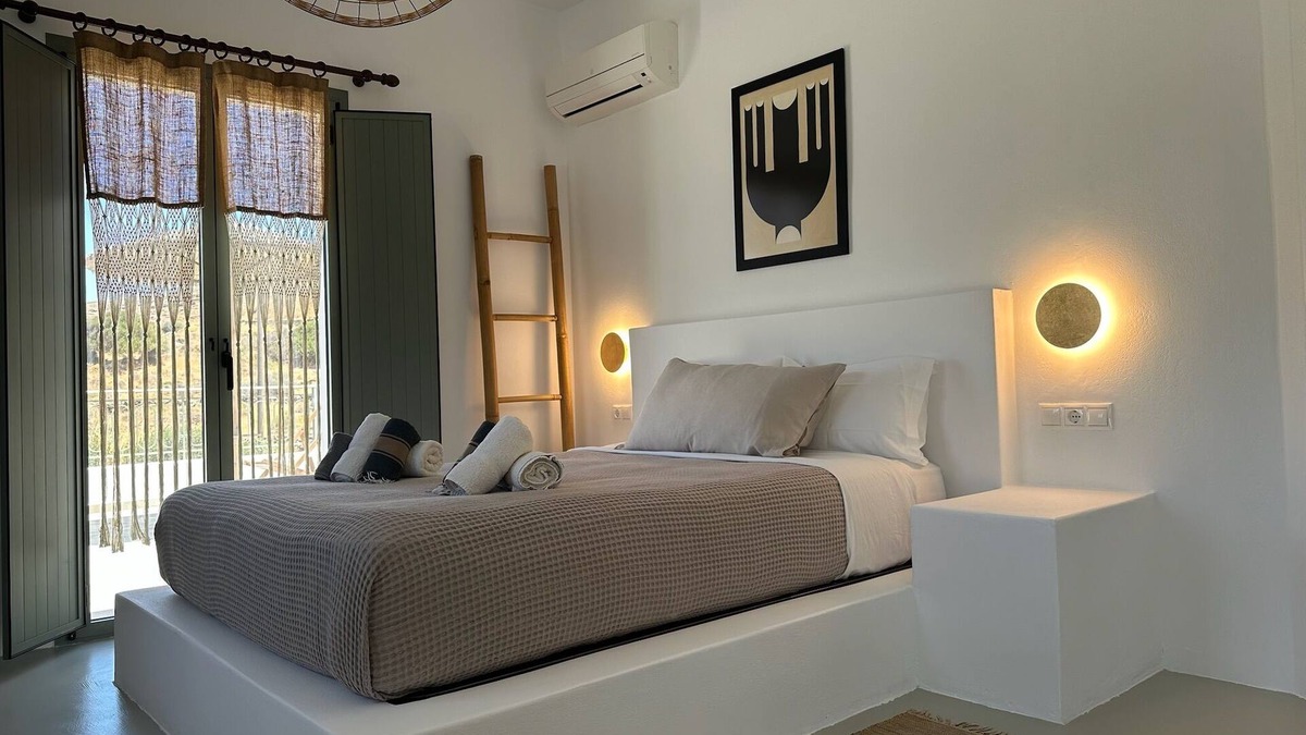 Ormos Korthiou Condo | Ateni Apartment