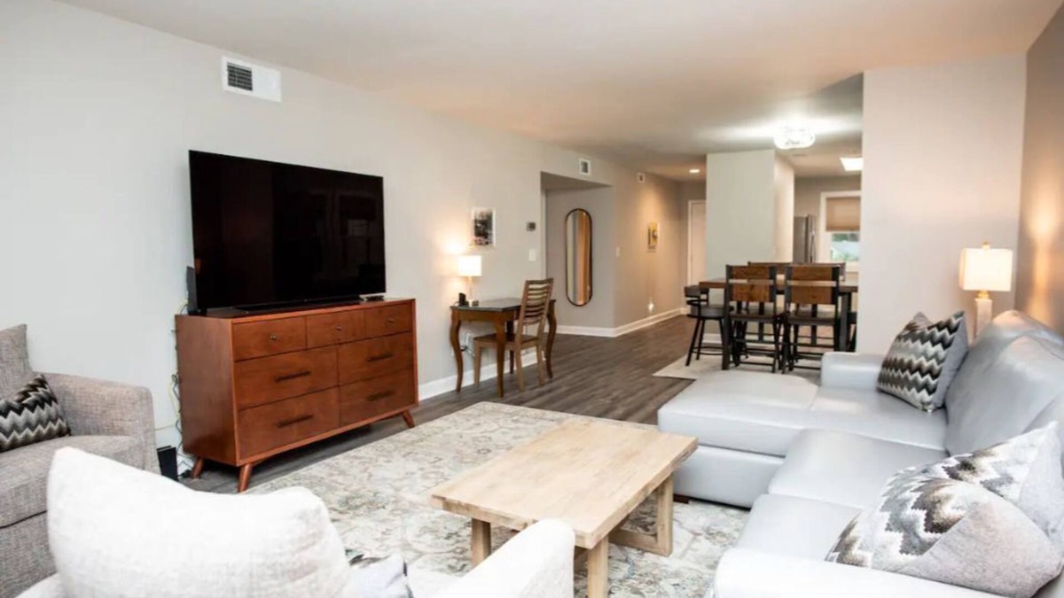 Athens Apartment | ATH Apple - Convenient to UGA & Downtown!