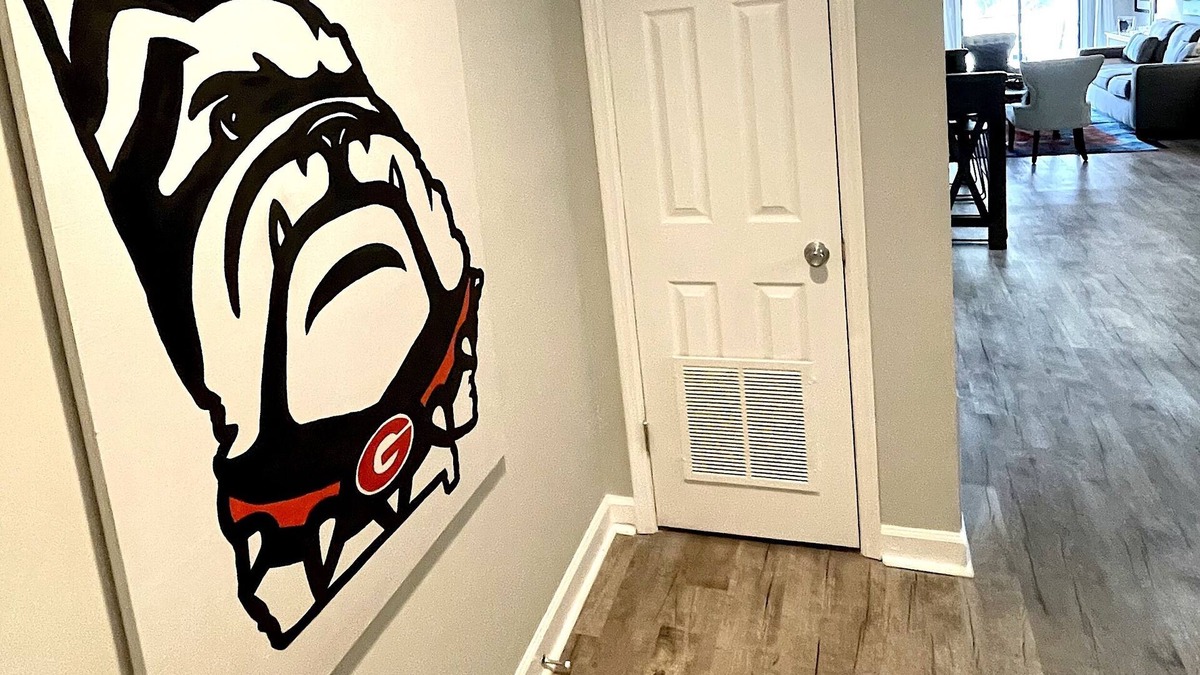 Athens Condo | Athen Condo 1 mile to stadium and downtown!