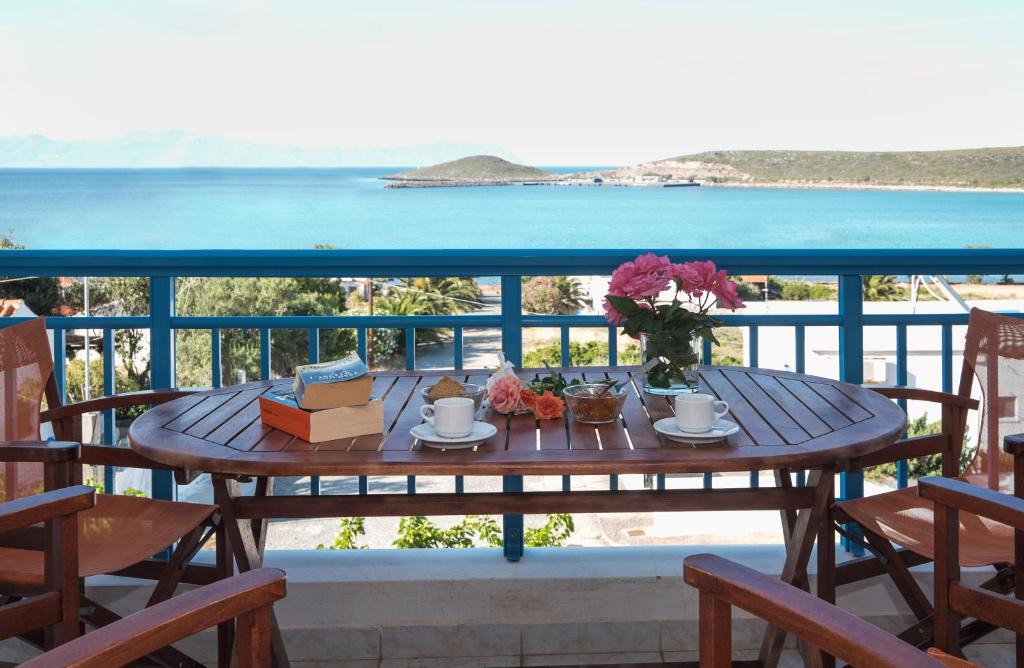 Diakofti Apartment | Athena Kythera