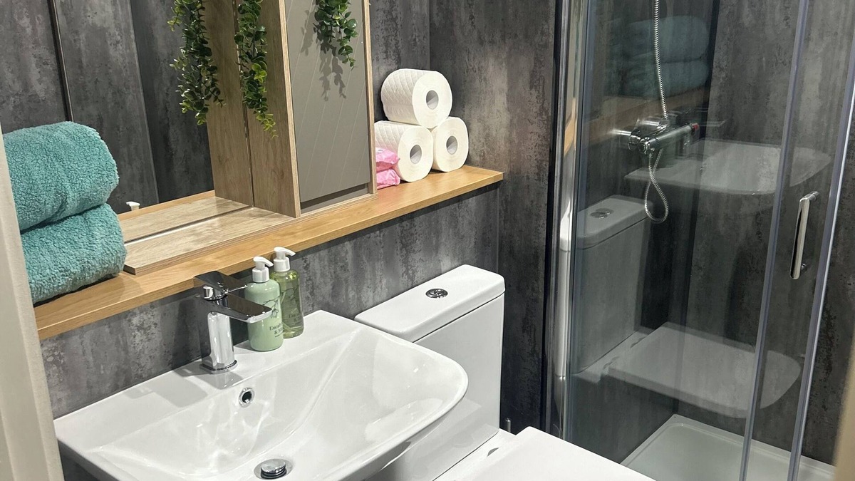 Leeds City Center Apartment | Athenaeum House
