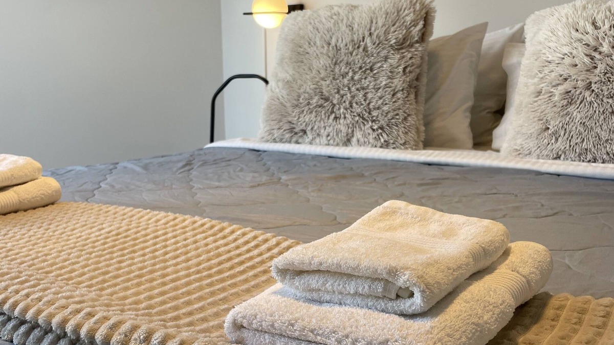 Moschato-Tavros Apartment | Athens City Chic apartment in Petralona,with 2 double bedrooms and 2 bathrooms