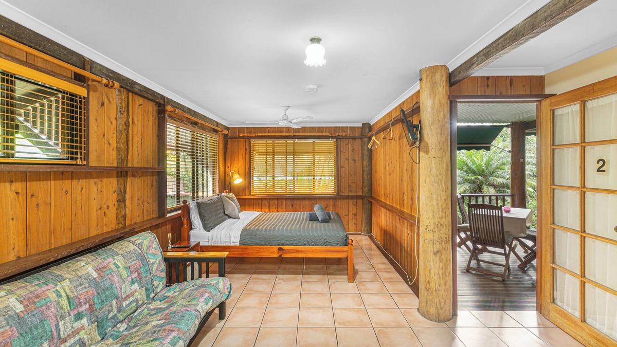 Atherton Bed & Breakfast | Atherton Blue Gum