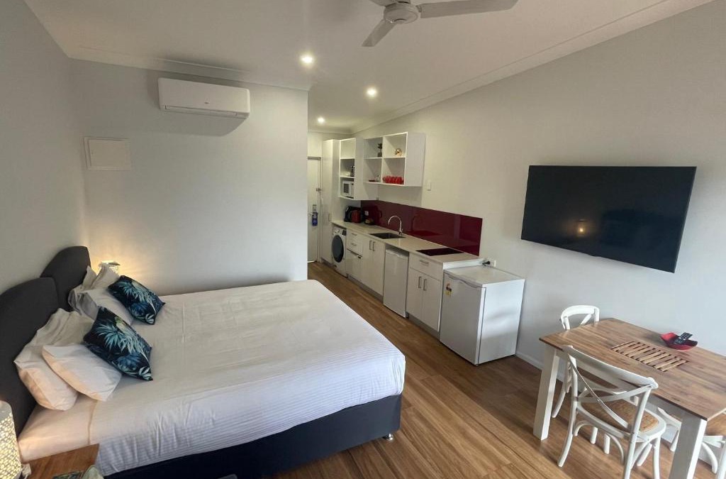 Atherton Hotel | Atherton Motel