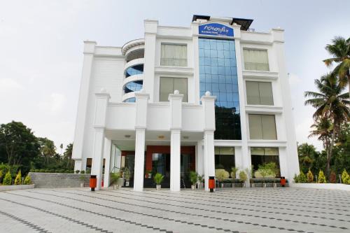 Irinjalakuda Hotel | Athirappilly Residency Chalakudy