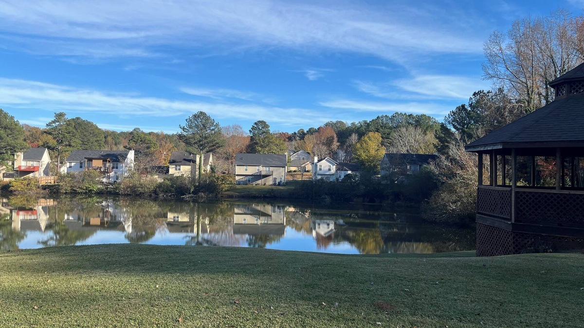 Sandtown House | Atlanta hilltop getaway near downtown w/view