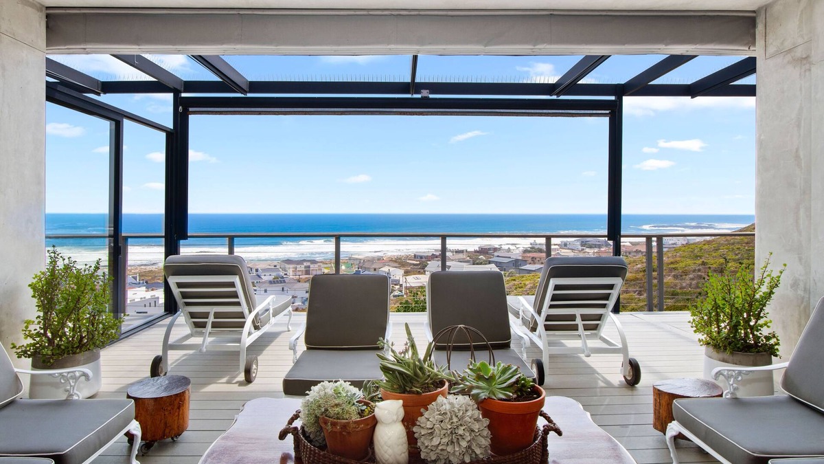 Yzerfontein House | Atlantic Views - Three Bedroom House, Sleeps 7