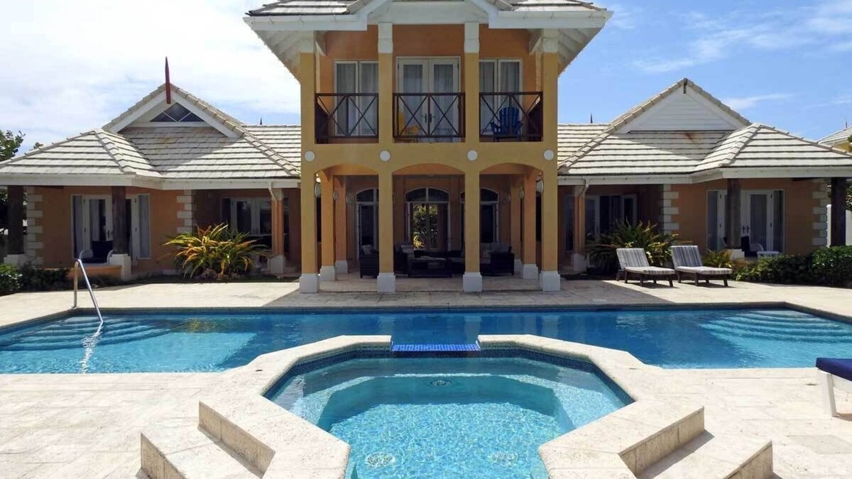 Lowlands Villa | "Atlantique" is a seaside space to be remembered!