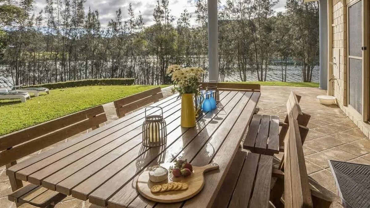 Conjola Park House | Atlantis on Lake Conjola