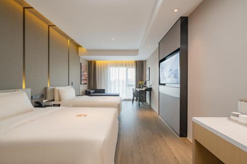 Shushan Hotel | Atour Hotel Hefei West Changjiang Road Science Avenue Subway Station