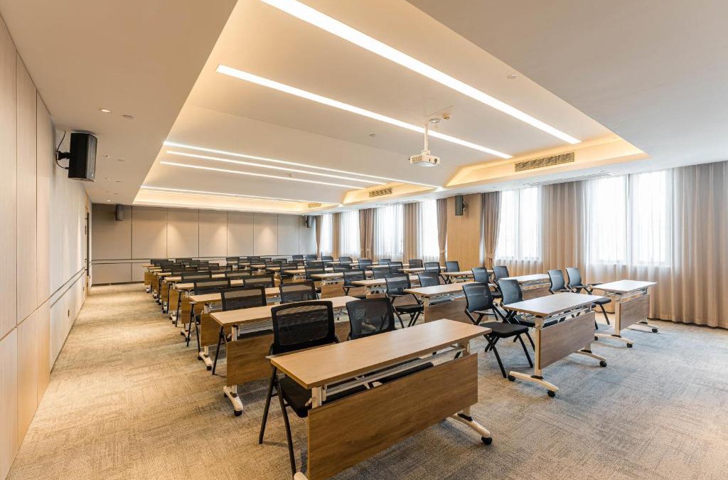 Haiyan County Hotel | Atour Hotel Jiaxing Haiyan Haifeng Road