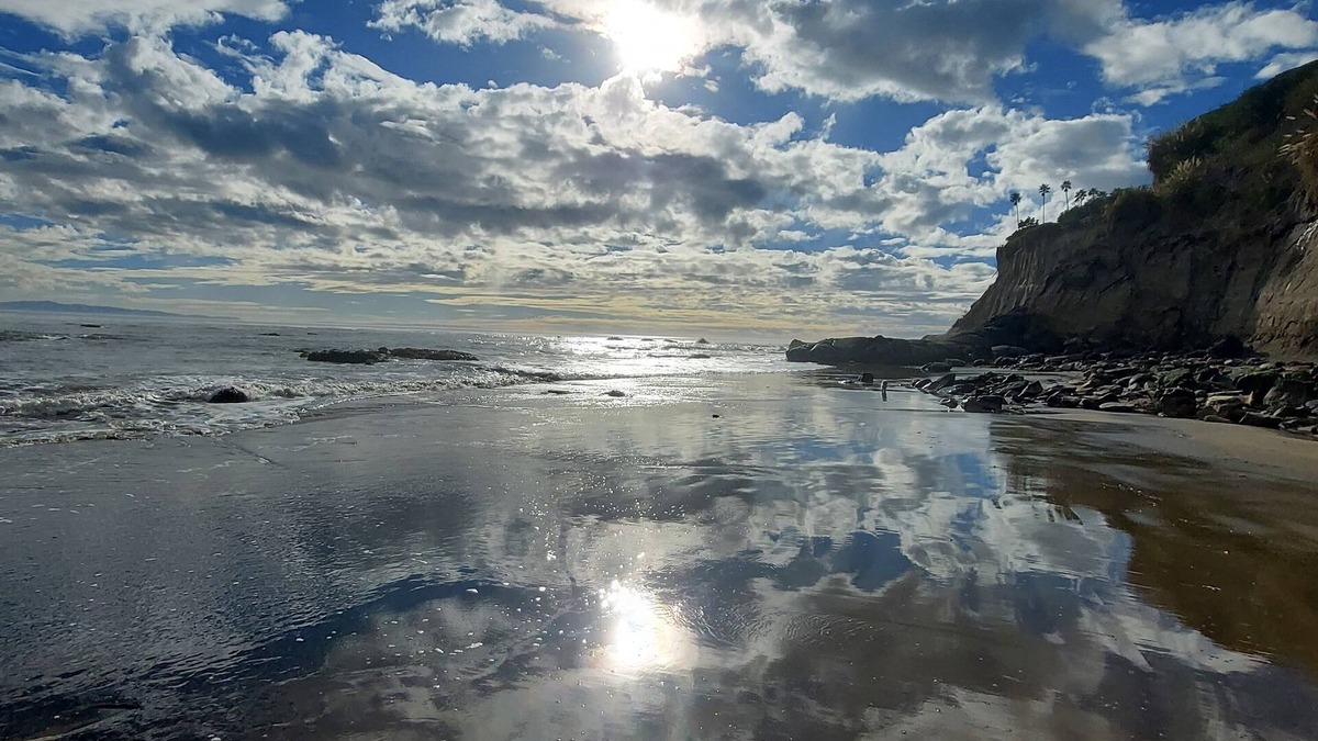 Santa Barbara House | Attached Unit, a few minute walk from the Beach
