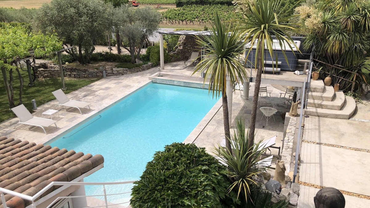 Pignan House | Attached villa on a calm property; village close to Montpellier