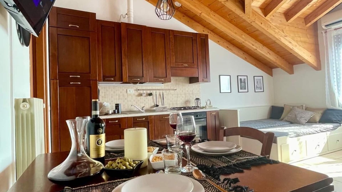 San Giuliano Milanese Apartment | Attic Ancient Milan
