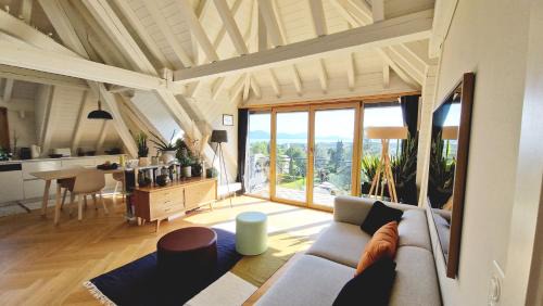 Jouxtens-Mezery Apartment | Attic Apartement - Penthouse 2 Bedrooms