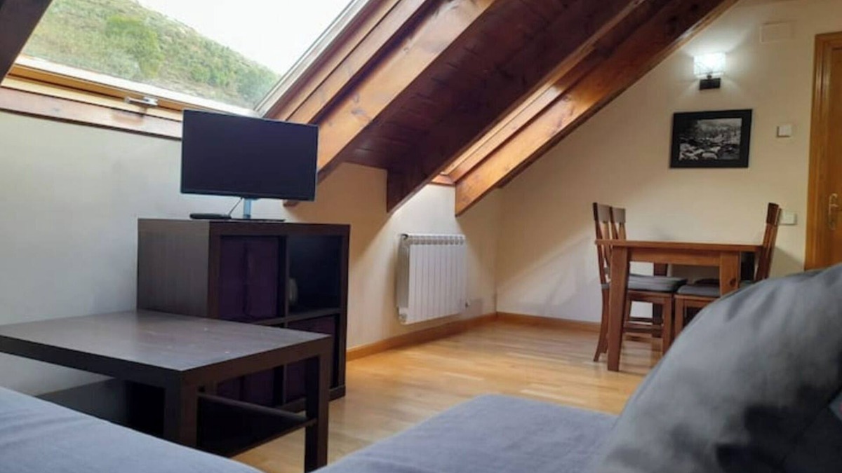 La Vall de Boi Apartment | Attic apartment with velux erta 3