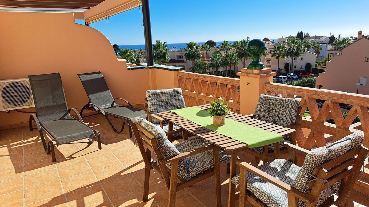 El Faro Apartment | Attic, large terrace. 2 Km. from Fuengirola. Wyndham Resorts Mijas-Costa area.