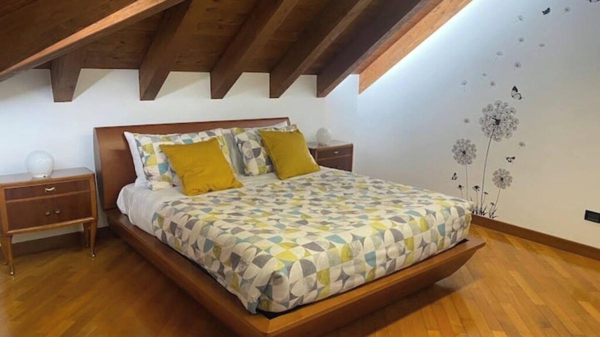 Vittuone Apartment | Attic [Rho-Fiera Milan]