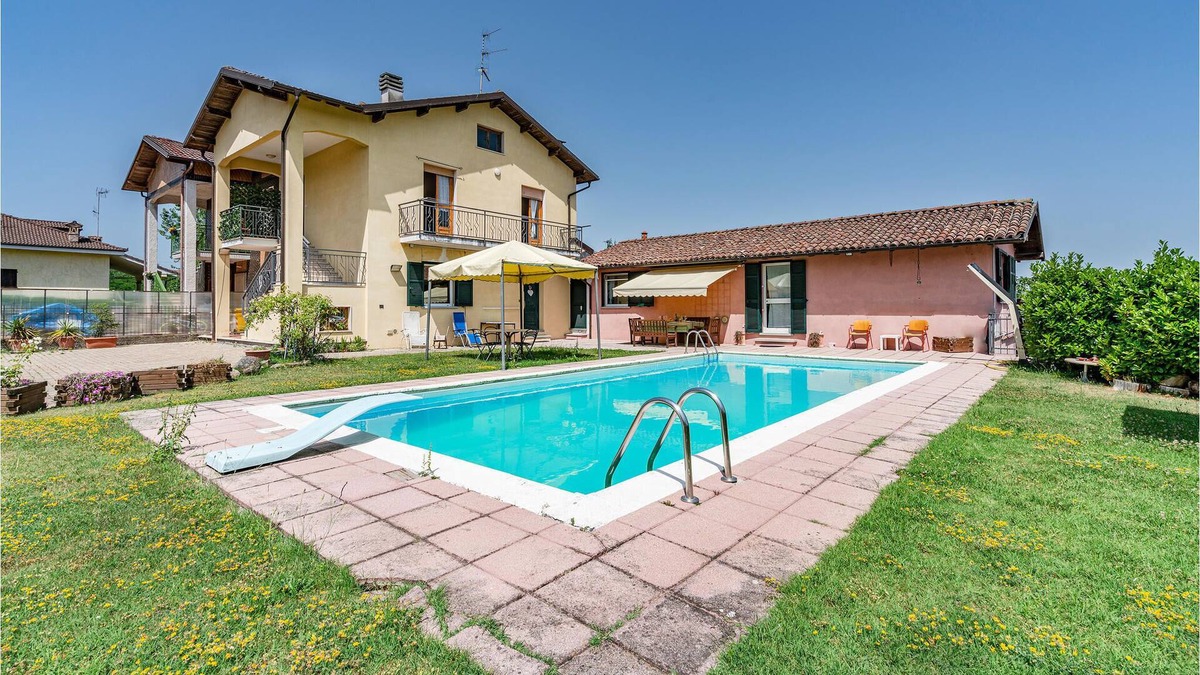 San Cristoforo House | Attractive holiday home with pool for a wonderful vacation with loved ones.