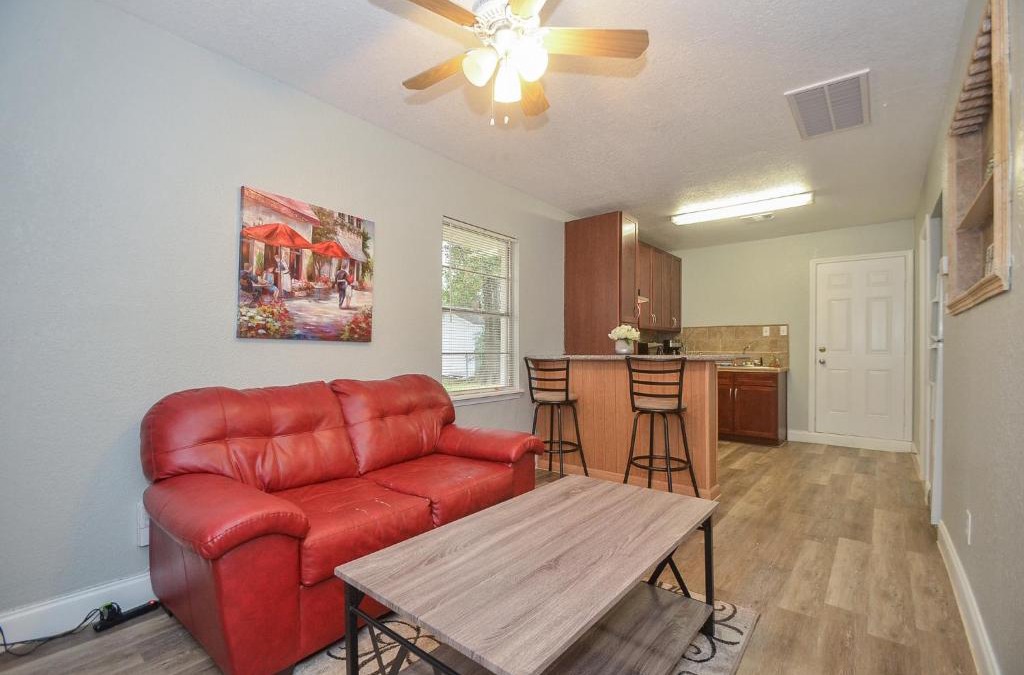 Spring Branch West Apartment | Attractive Suite by Memorial City Mall, W Houston
