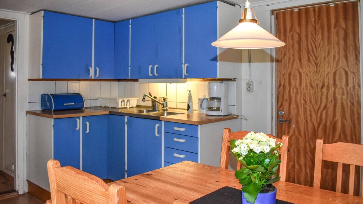 Vissefjaerda House | Attractive vacation home in quiet Vissefjärda, not far from the golf course on Lake Kyrksjön.